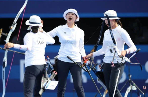 대한민국 파리올림픽 에서 메달 종합순위 5위 기록 [금3, 은2, 동1]