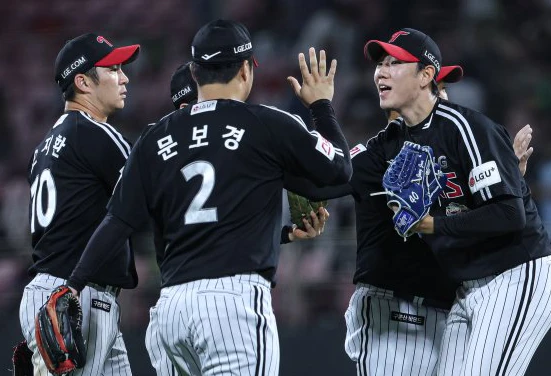 KBO, '박동원 4안타 4타점' LG, KT전 연패 탈출