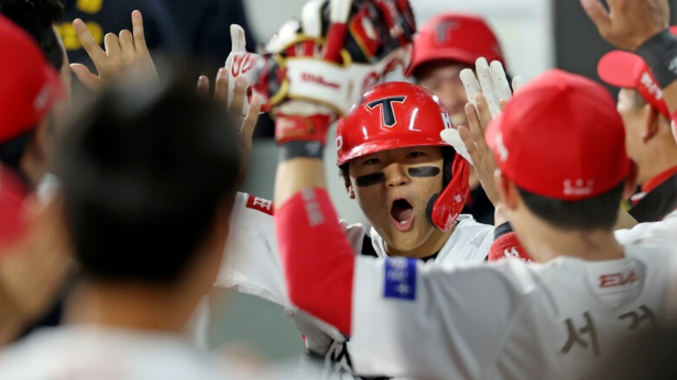 KBO, KIA 김도영, ‘팀 선배’ 서건창 기록 넘기까지 단 1점…“올 시즌 135번째 득점”