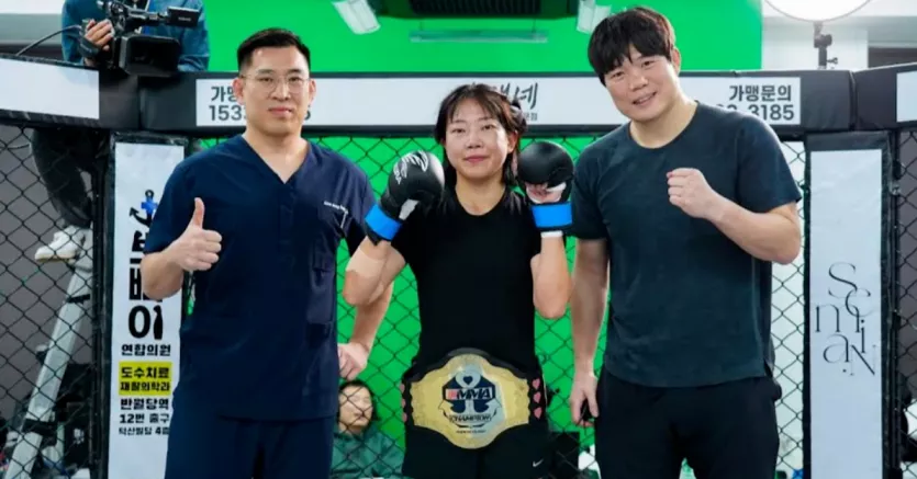 스포츠소식, '현역 여경' 허유라, '무패 여고생' 유나연 꺾고 KMMA 스트로급 초대 챔피언 등극