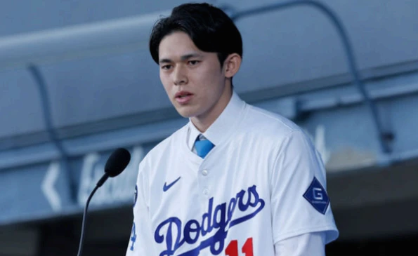 MLB, "날생선 먹기 싫다, 다저스행 이미 결정해놓고…" 사사키에 놀아난 걸까