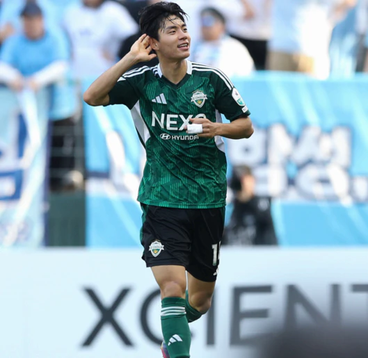K리그, 전북 전진우, 2경기 연속 라운드 MVP… K리그1 10라운드 주인공
